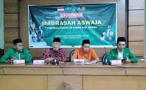 Peserta mengikuti agenda kaderisasi PCNU Pengurus Cabang Kabupaten Blitar